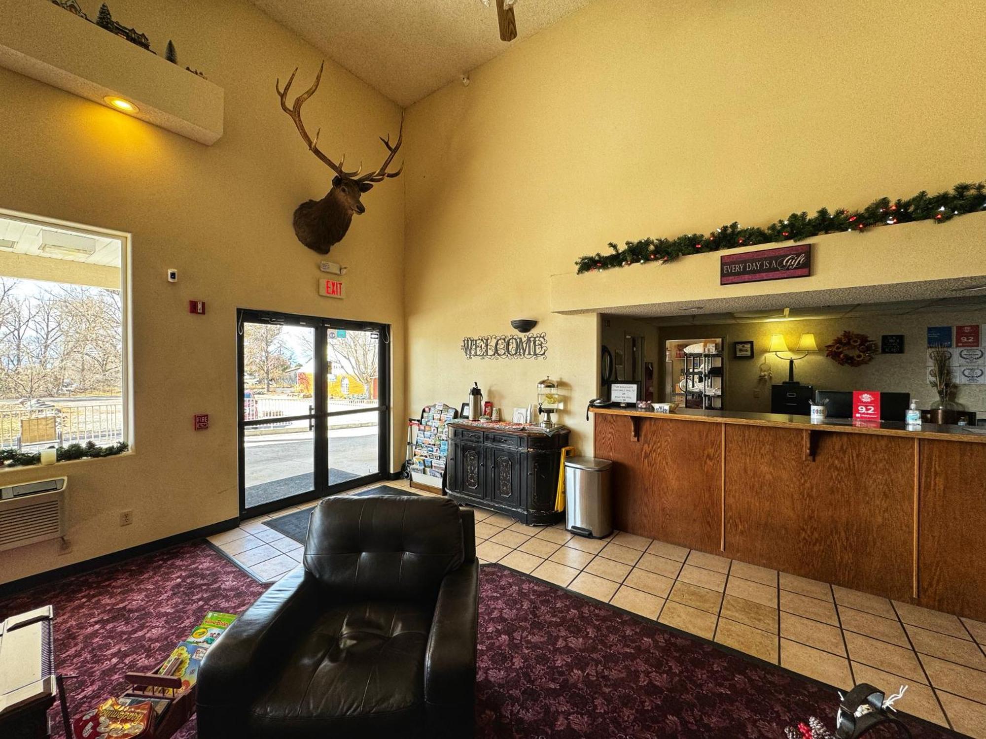 Stay Wise Inn Cedaredge エクステリア 写真